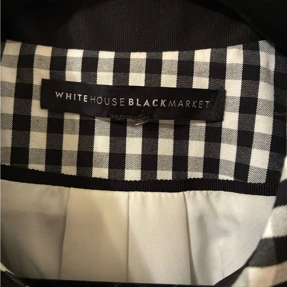 White House Black Market Black and White Gingham Trench Coat- like new . - Picture 9 of 10